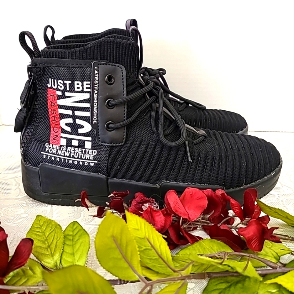 RunMaxx Men's Fashion Sneakers Size 41 Stylish Running Shoes